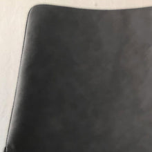 Load image into Gallery viewer, Classy Black Chair
